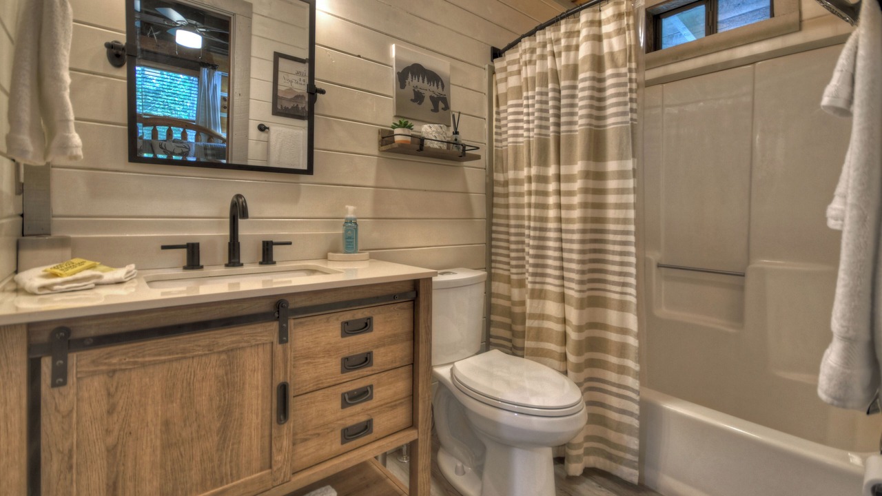Photo of Bathroom in My Mountain