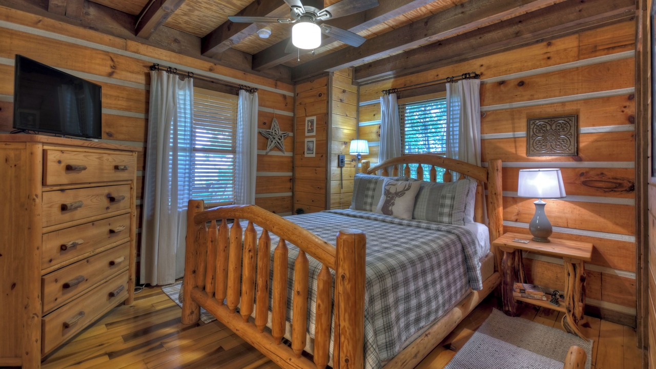 Photo of Bedroom in My Mountain