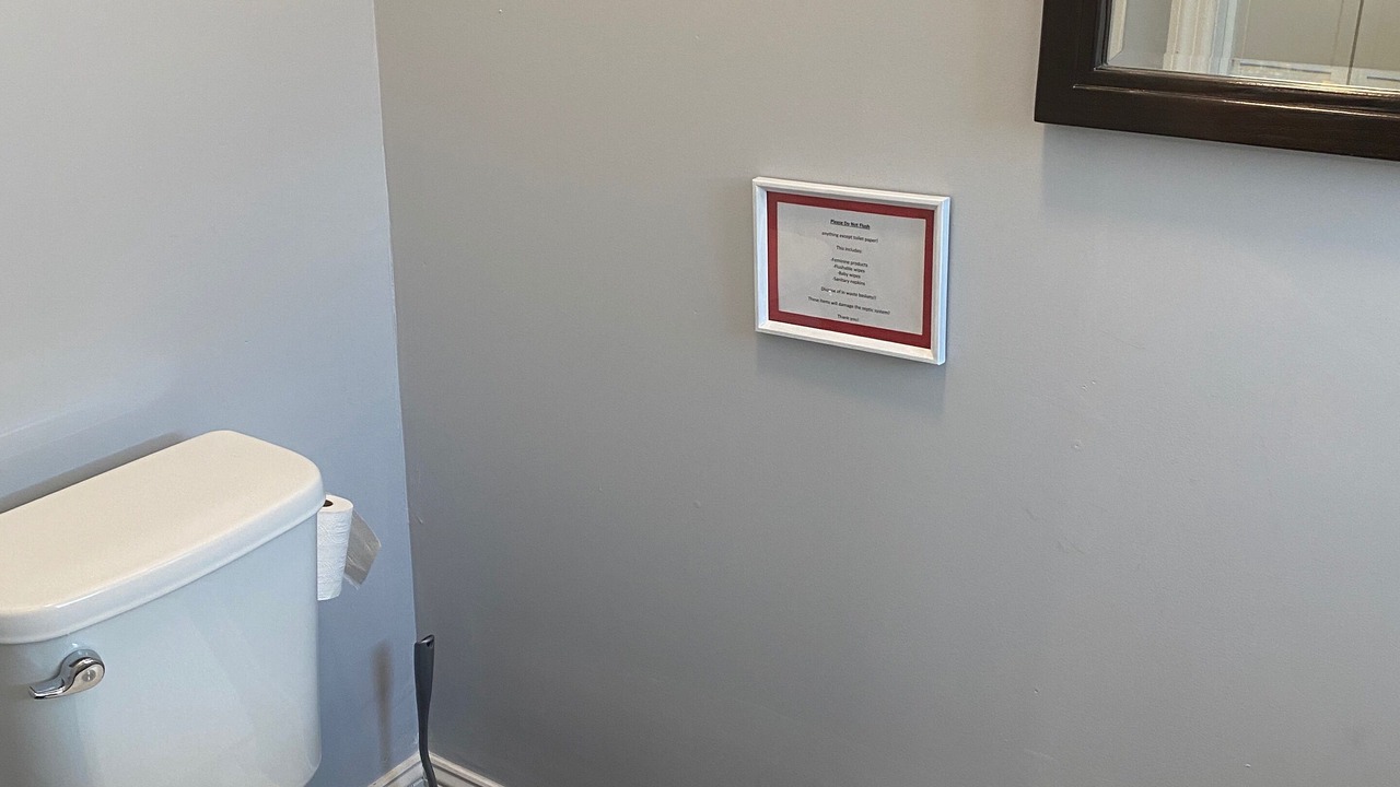 Photo of Bathroom in Old North Columbus
