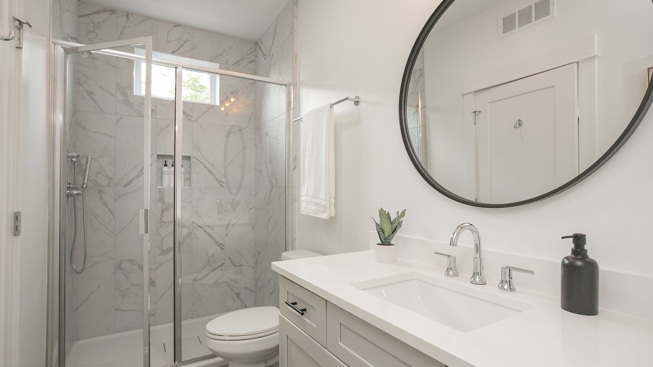Photo of Bathroom in Eighth Avenue