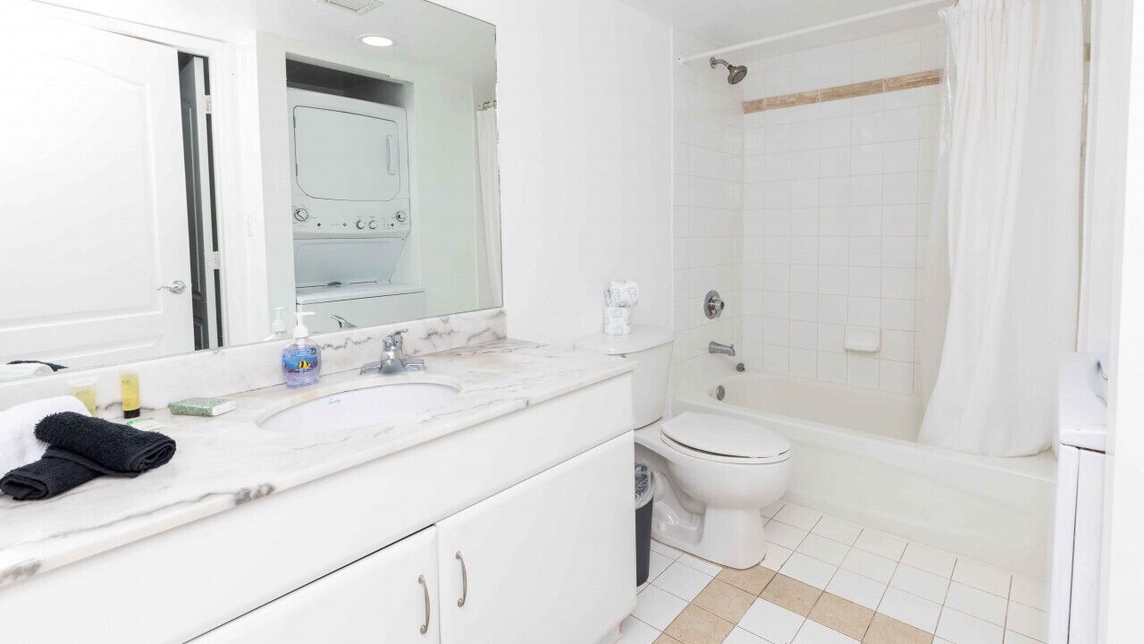 Photo of Bathroom in Brickell