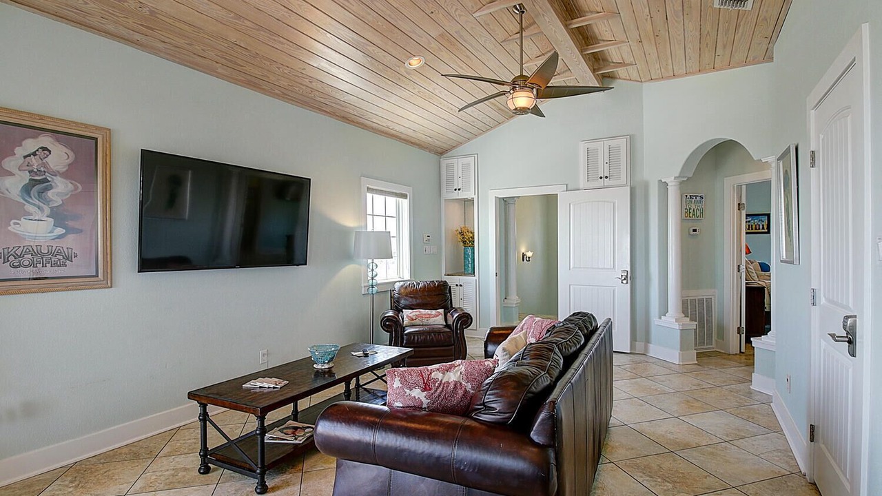 Photo of Livingroom in Sand Point
