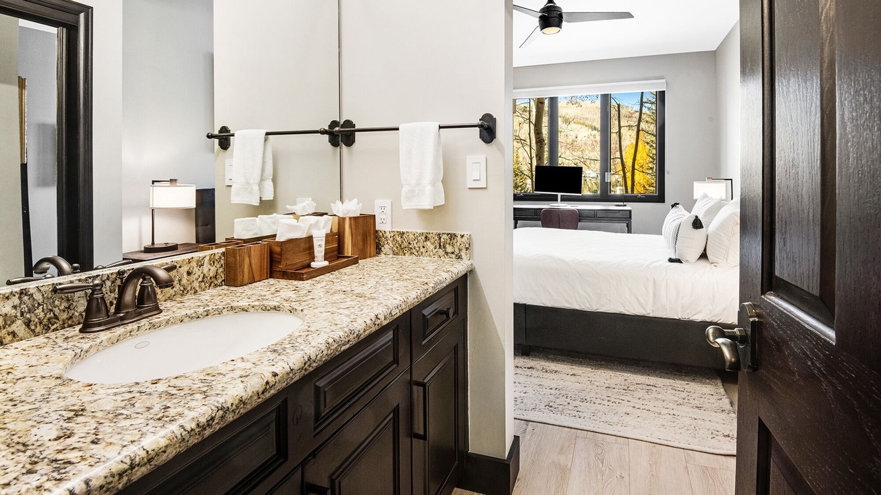 Photo of Bedroom in Highlands Townhomes