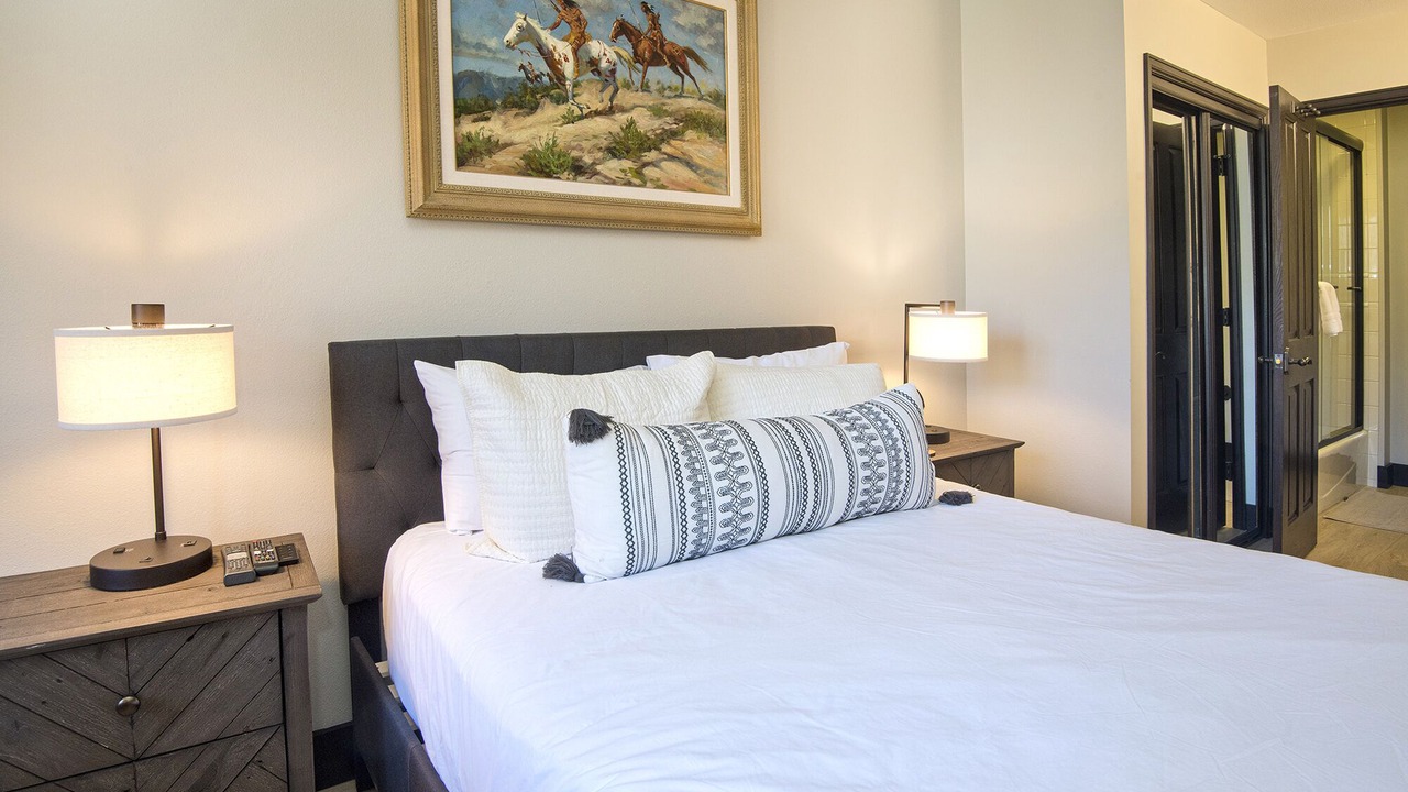 Photo of Bedroom in Highlands Townhomes