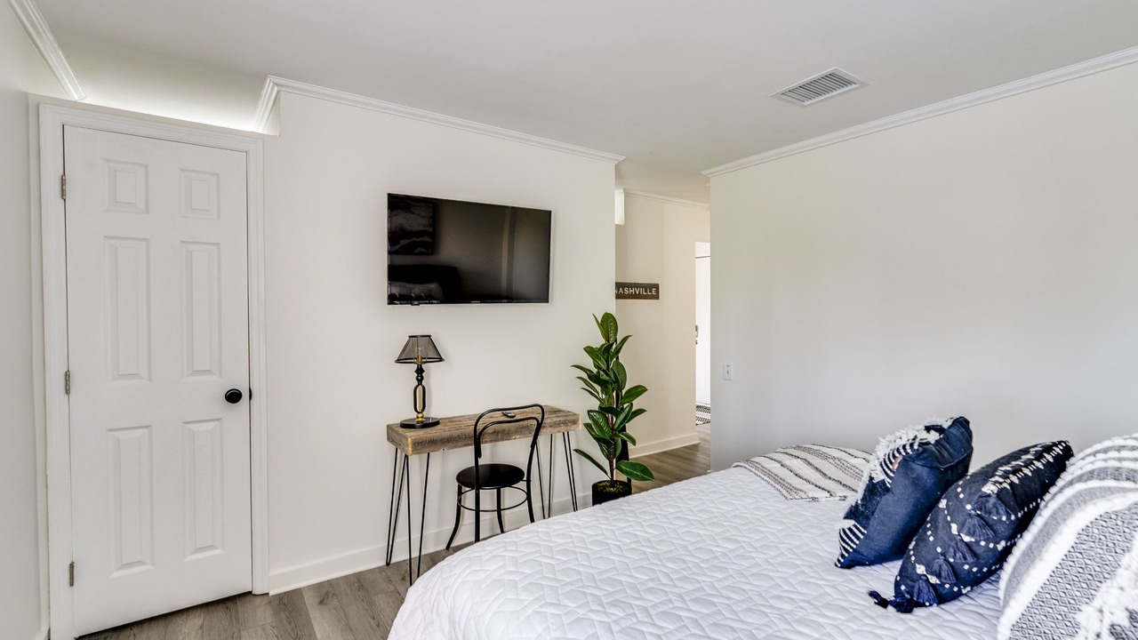 Photo of Bedroom in East Bank
