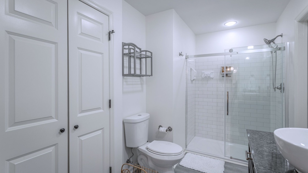 Photo of Bathroom in Graysville