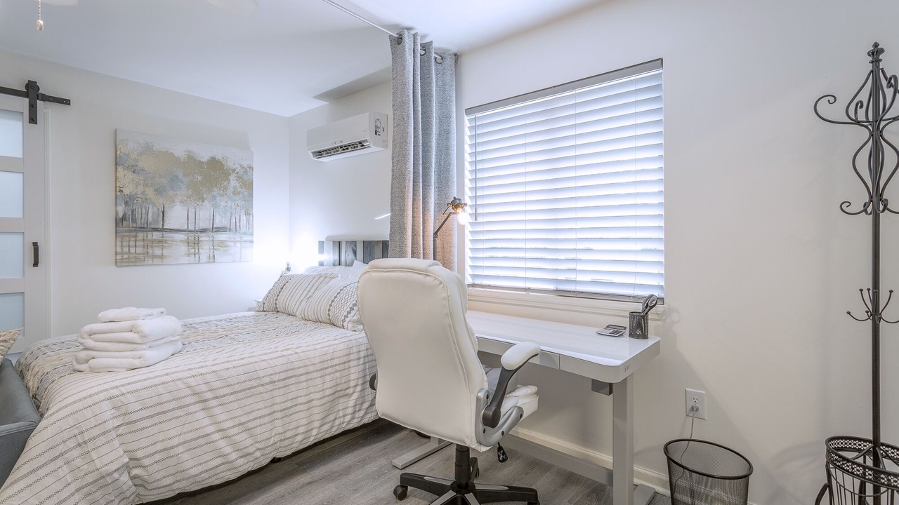 Photo of Bedroom in Graysville