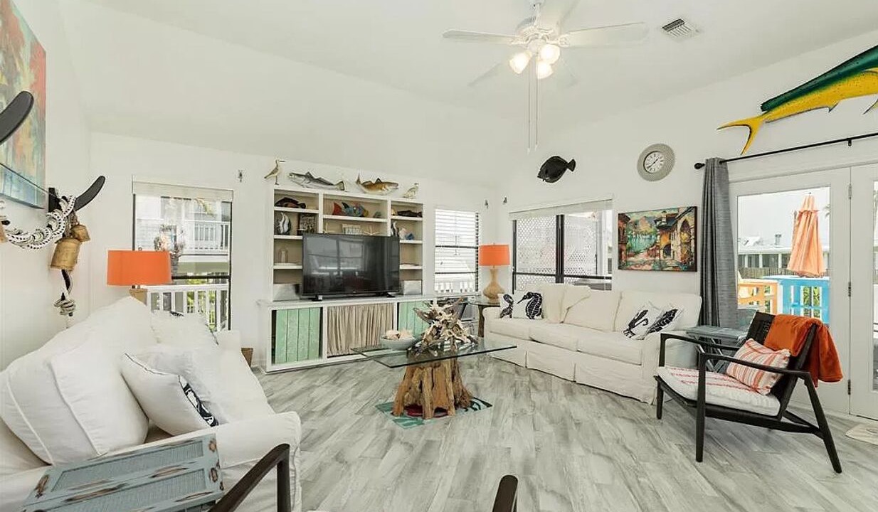 Photo of Livingroom in Isla Del Sol