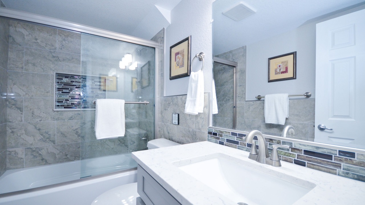 Photo of Bathroom in North Central Westminster