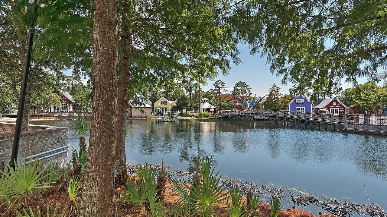 Photo of Others in Baytowne Wharf