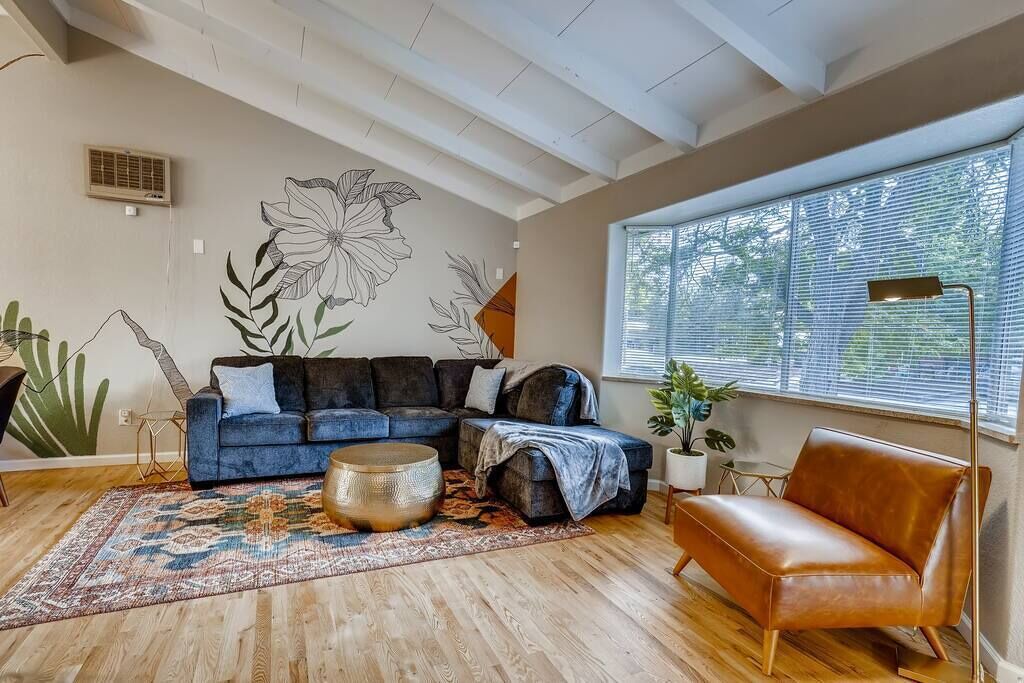 Photo of Livingroom in Alta Vista Area