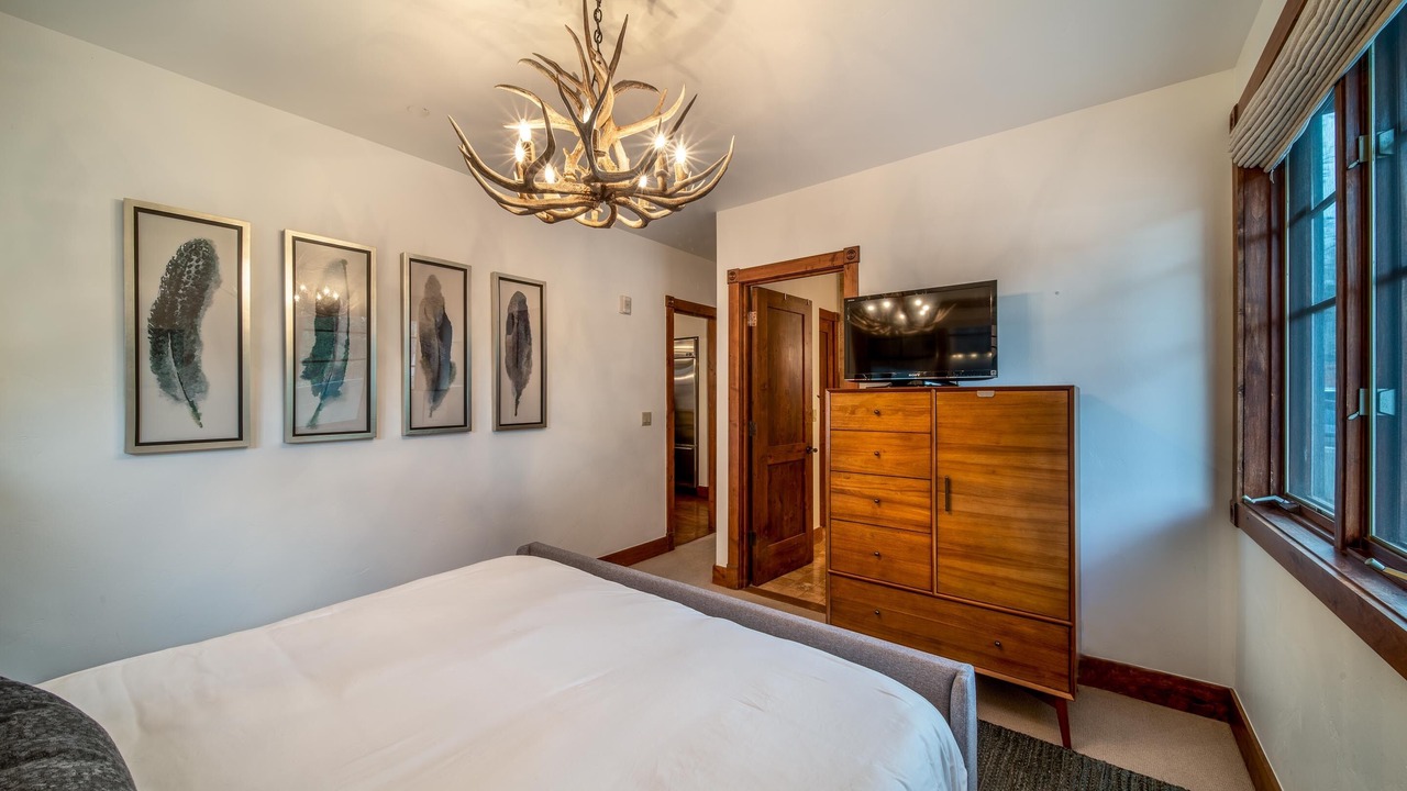 Photo of Bedroom in West End