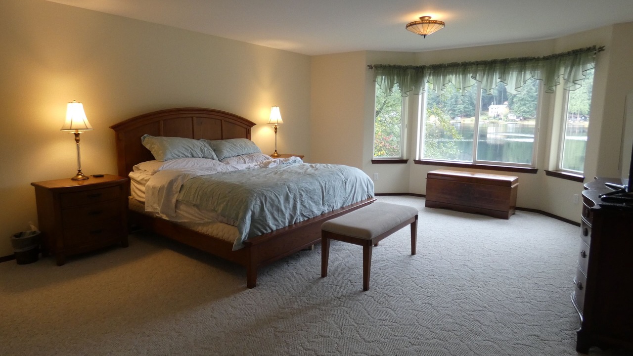 Photo of Bedroom in Lake Goodwin