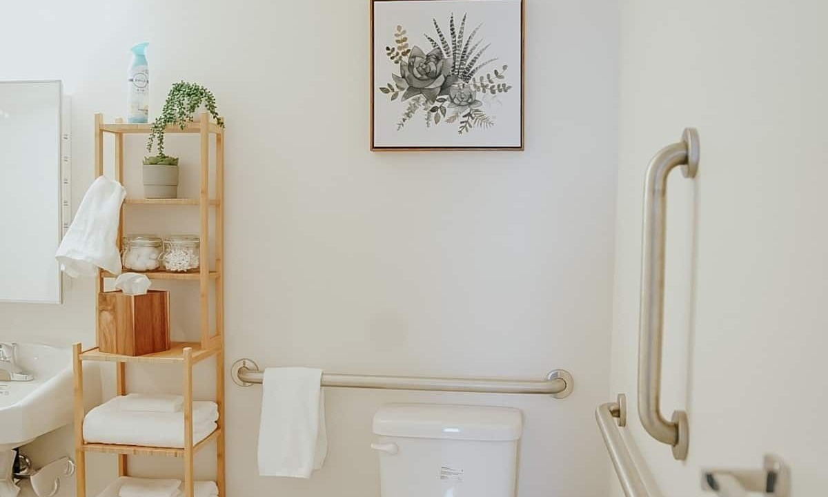 Photo of Bathroom in Ypsilanti