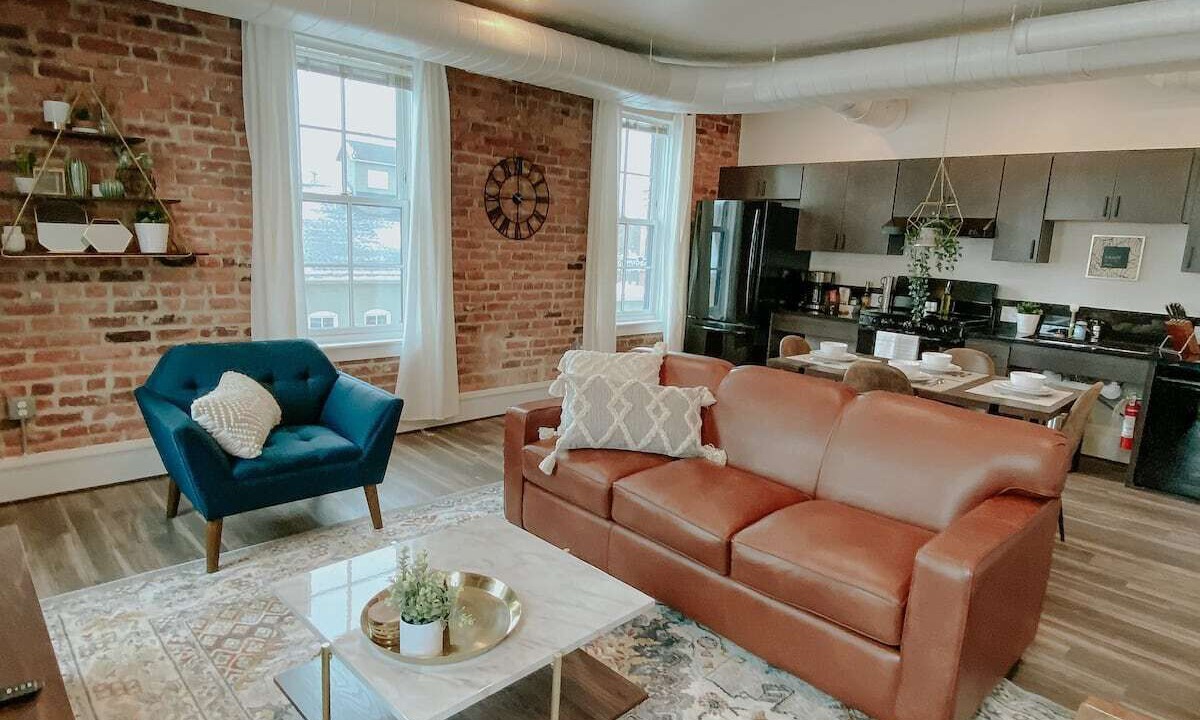 Photo of Livingroom in Ypsilanti