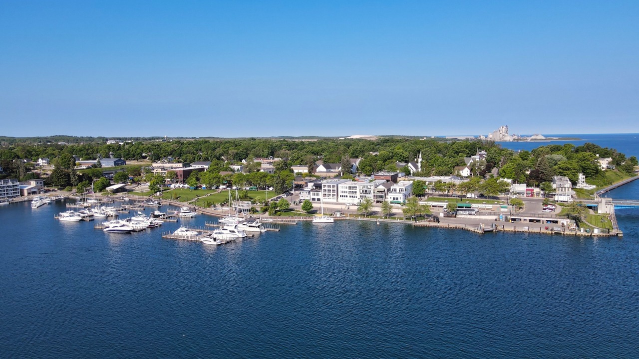 Photo of Others in Charlevoix