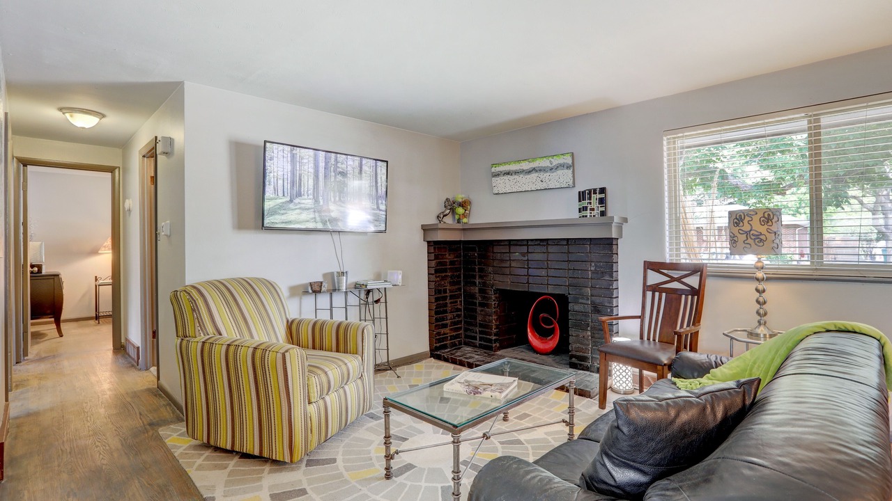 Photo of Bedroom in Columbine Valley