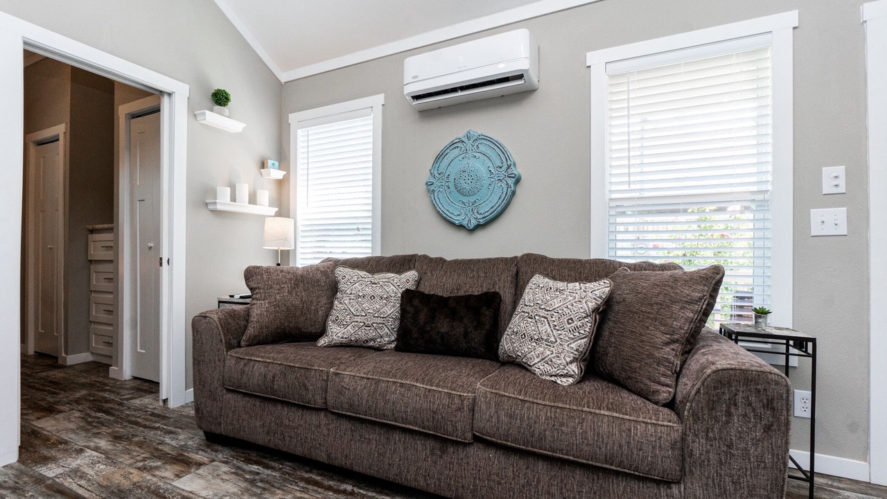 Photo of Livingroom in Tyler