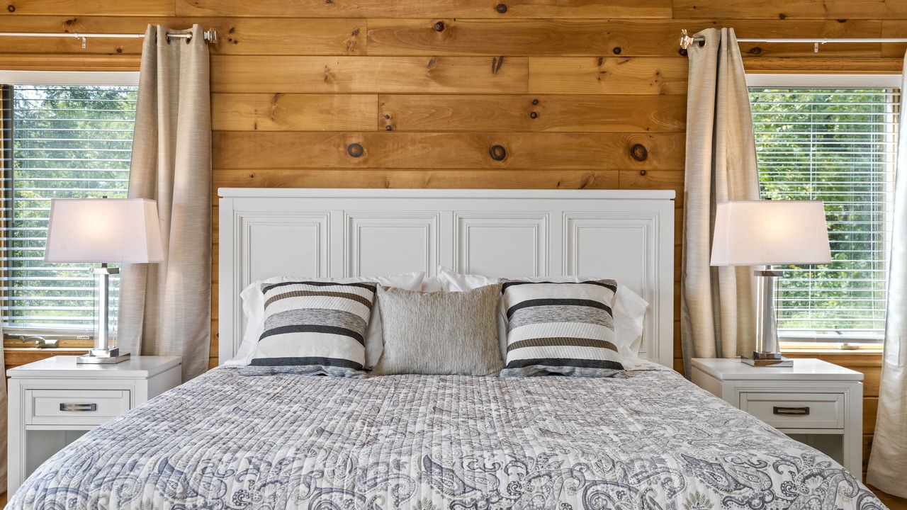 Photo of Bedroom in Bluemont