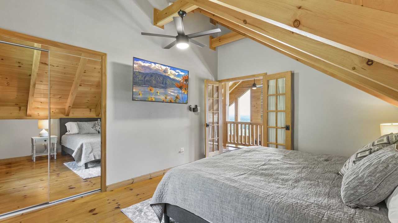 Photo of Bedroom in Bluemont