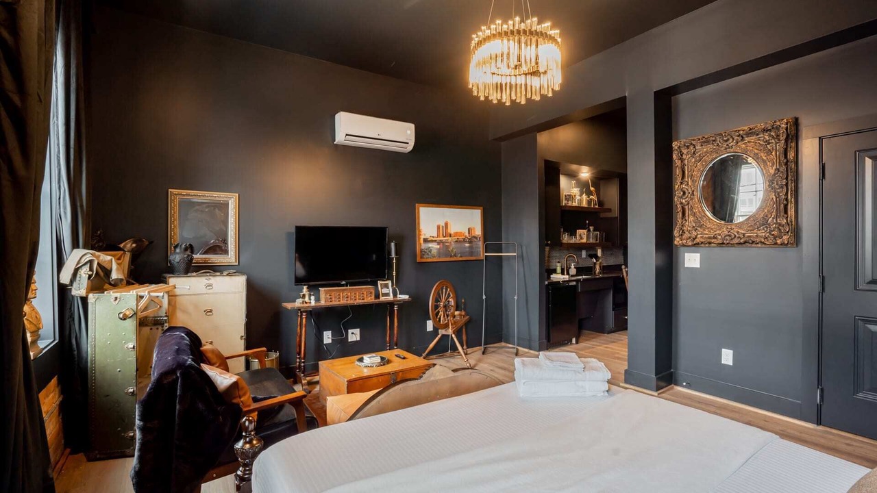 Photo of Bedroom in Covington