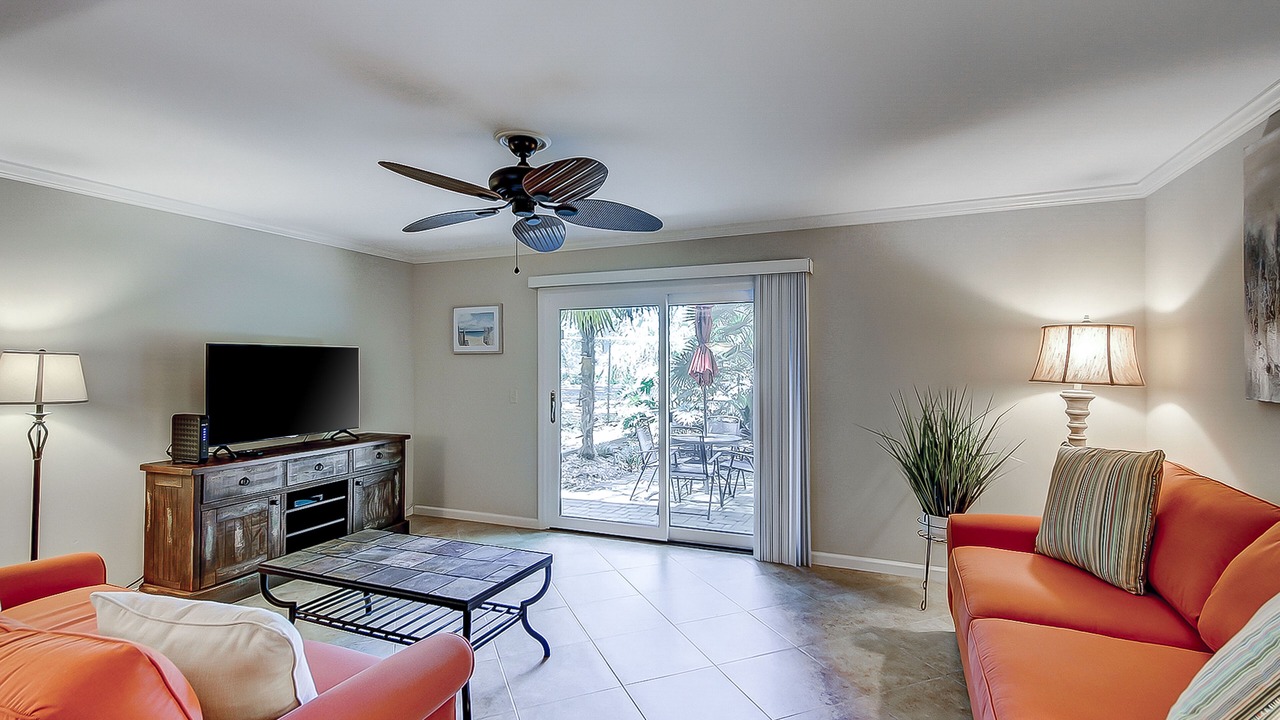 Photo of Livingroom in Folly Field