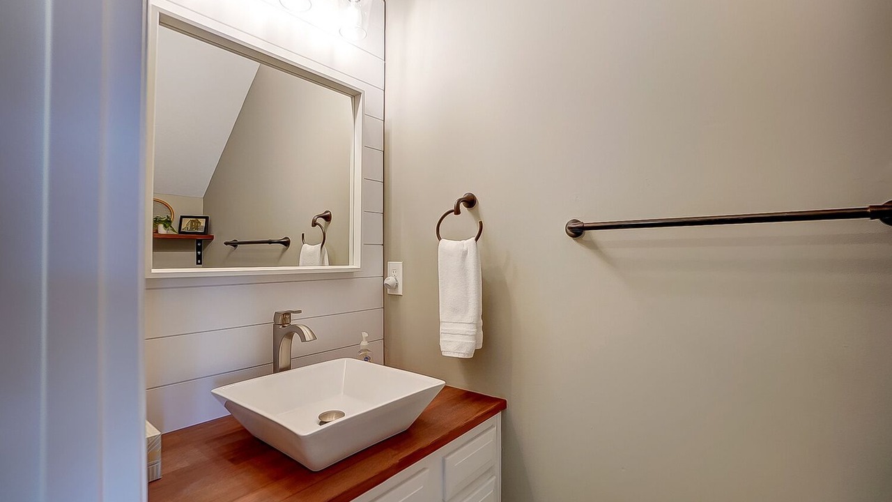 Photo of Bathroom in Hamilton
