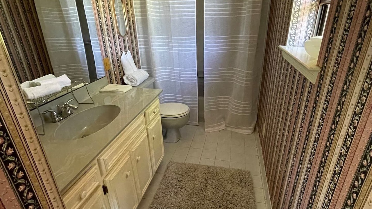 Photo of Bathroom in Gunter Afs