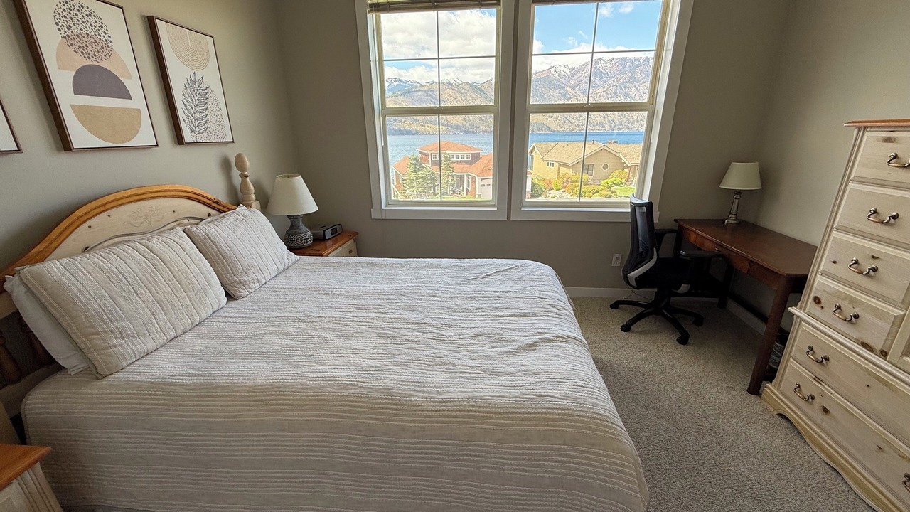Photo of Bedroom in Wapato Point