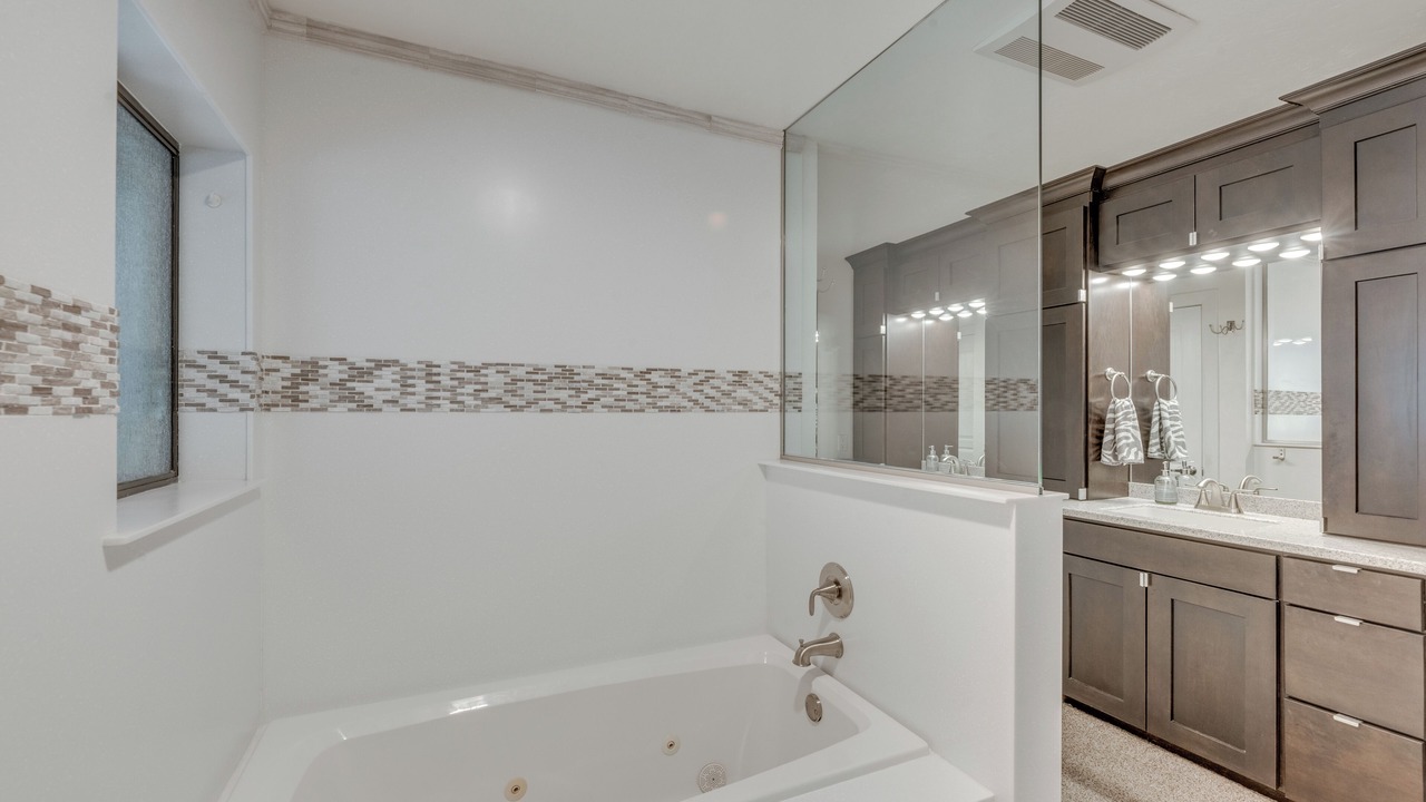 Photo of Bathroom in Bear Park