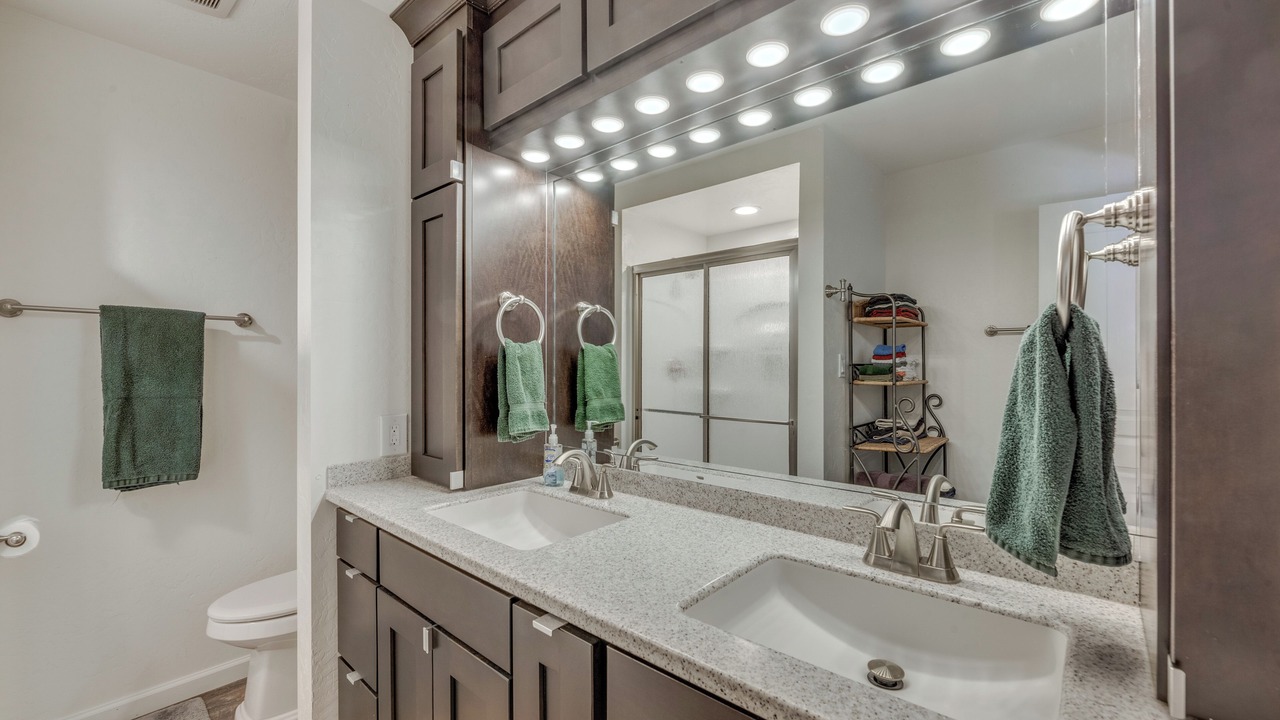 Photo of Bathroom in Bear Park
