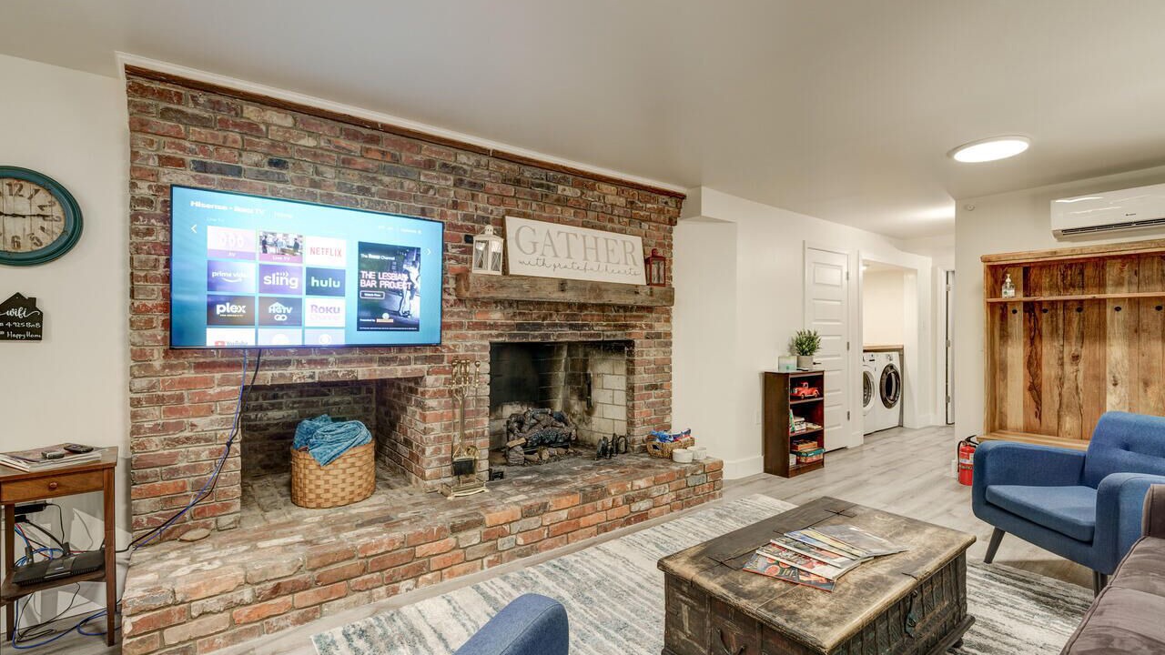 Photo of Livingroom in Crabtree