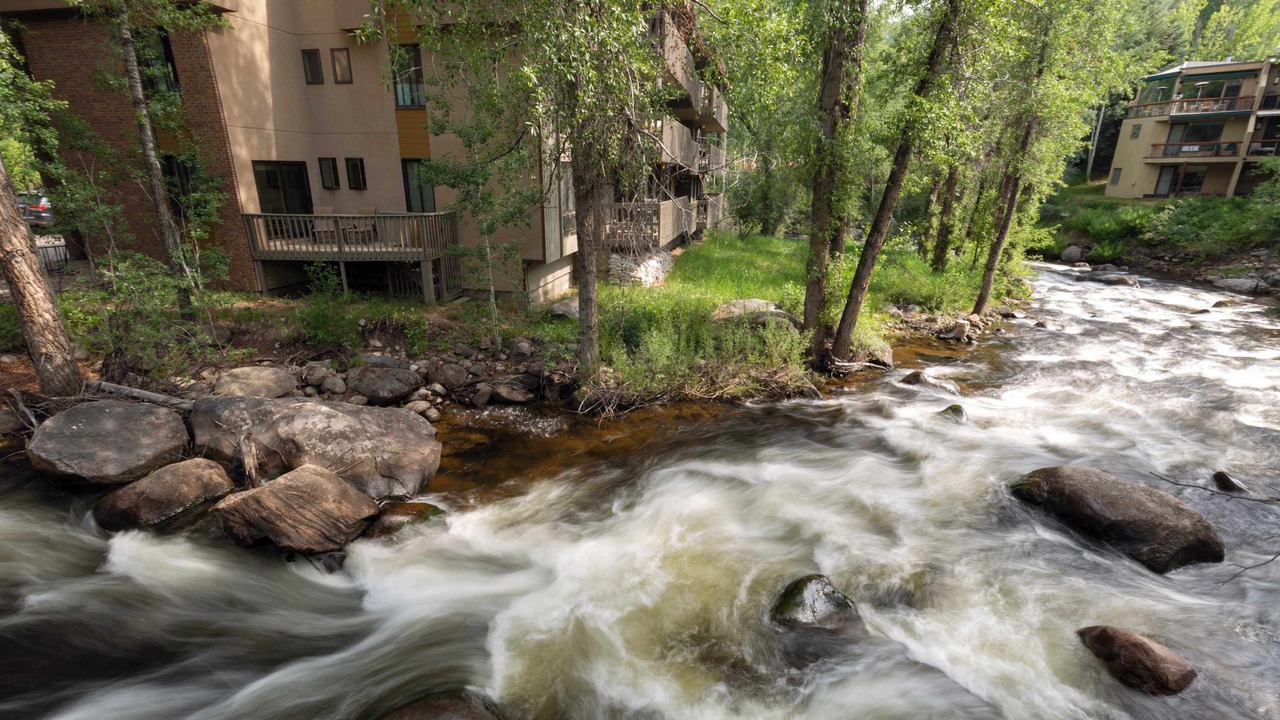 Photo of Others in Aspen