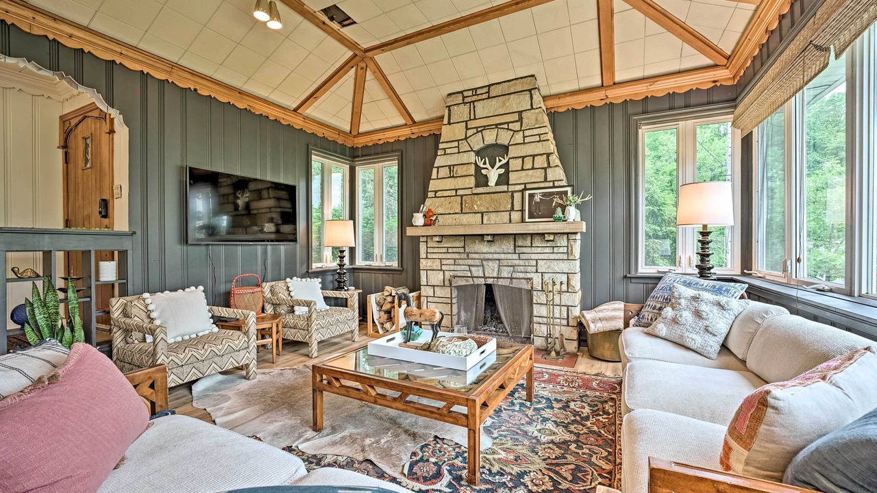 Photo of Livingroom in Michiana