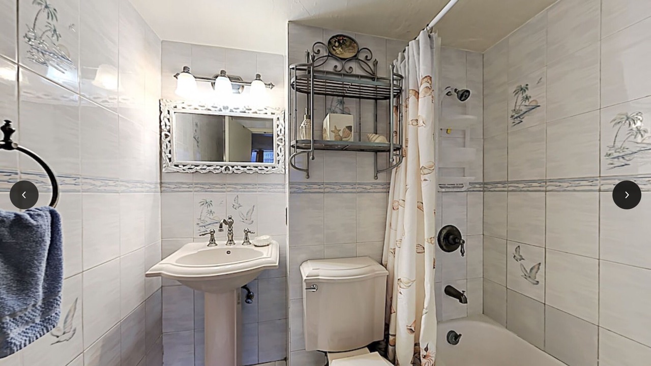 Photo of Bathroom in Barrier Island