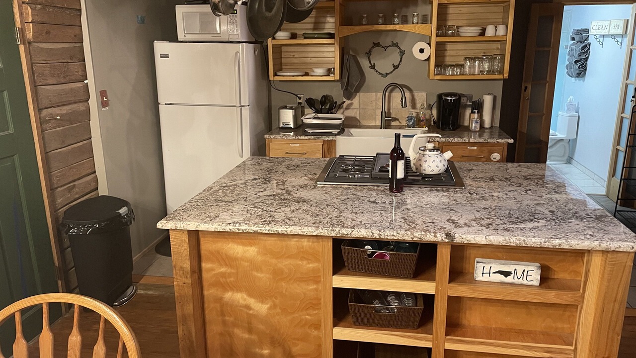 Photo of Kitchen in Hot Springs