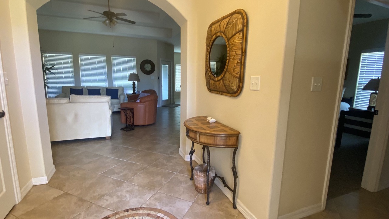 Photo of Livingroom in Laguna Vista