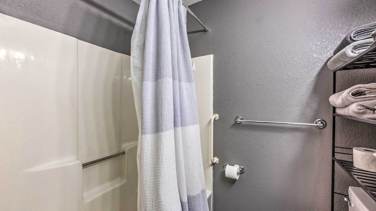 Photo of Bathroom in Ruidoso Downs