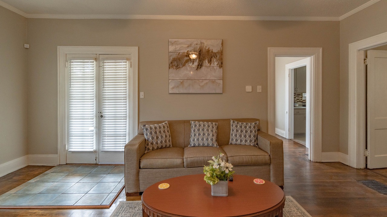 Photo of Livingroom in Montgomery