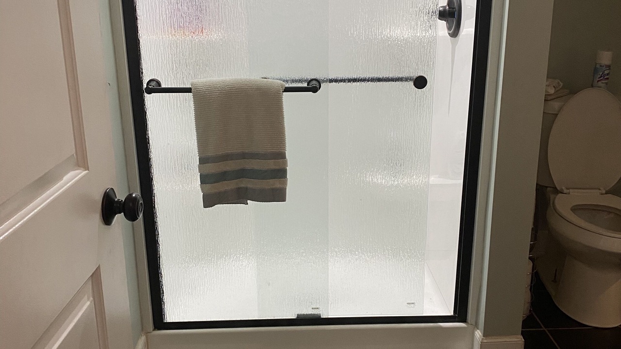 Photo of Bathroom in Conneaut