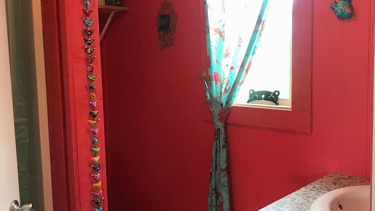 Photo of Bathroom in Carmine
