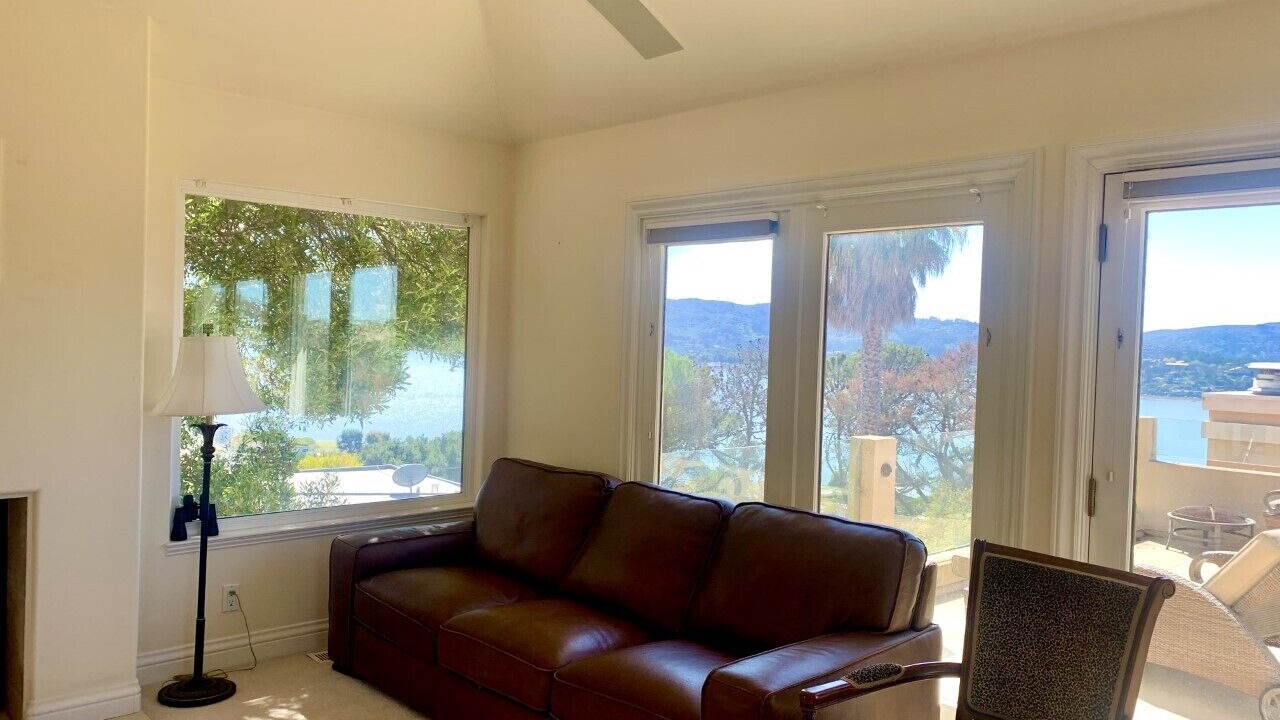 Photo of Livingroom in Tiburon