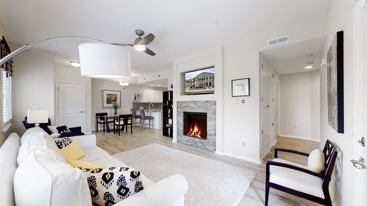 Photo of Livingroom in North Central Westminster