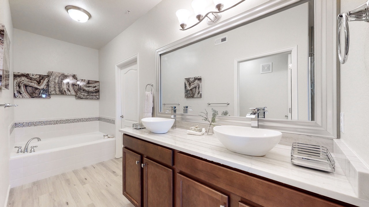 Photo of Bathroom in North Central Westminster