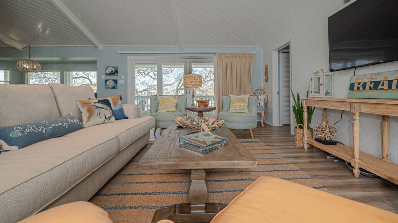 Photo of Livingroom in Key Allegro