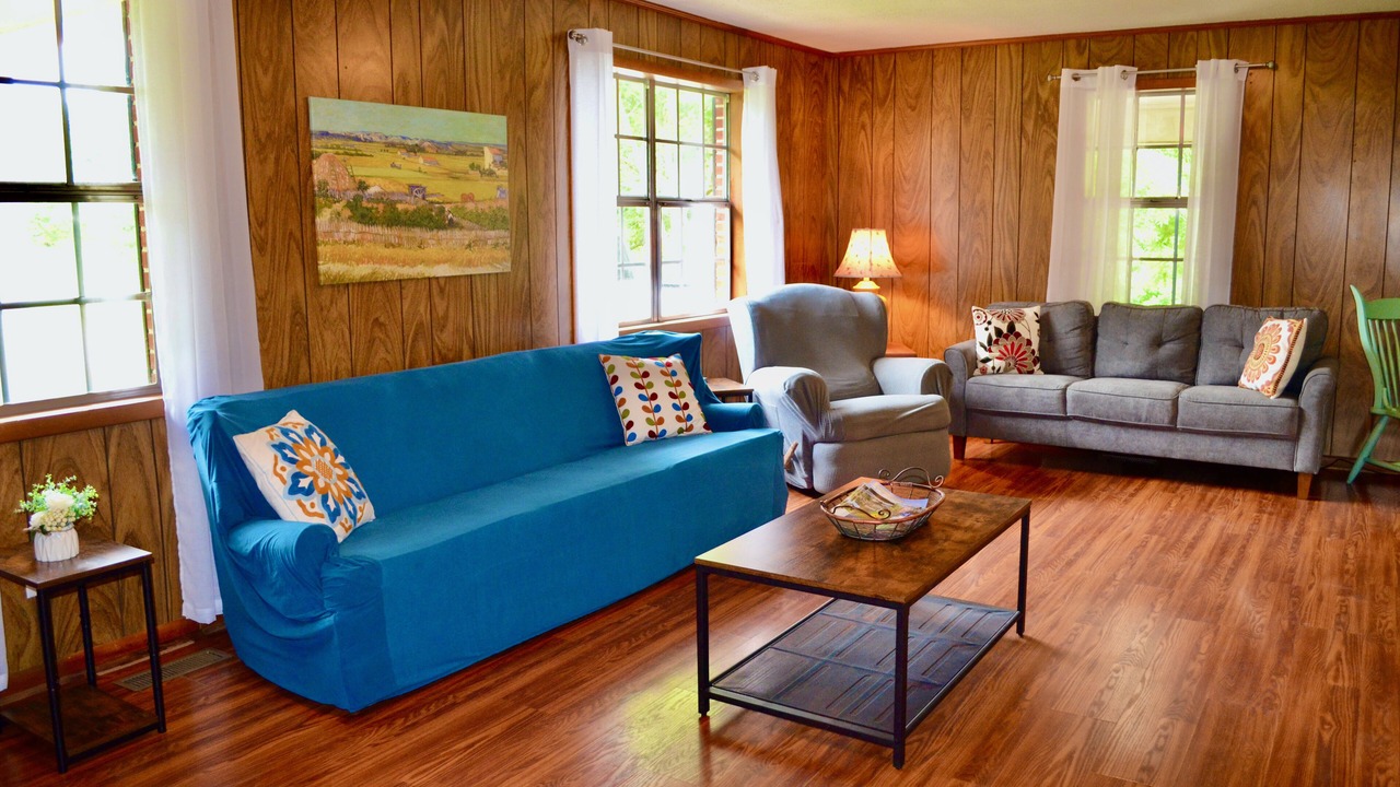 Photo of Livingroom in Westport