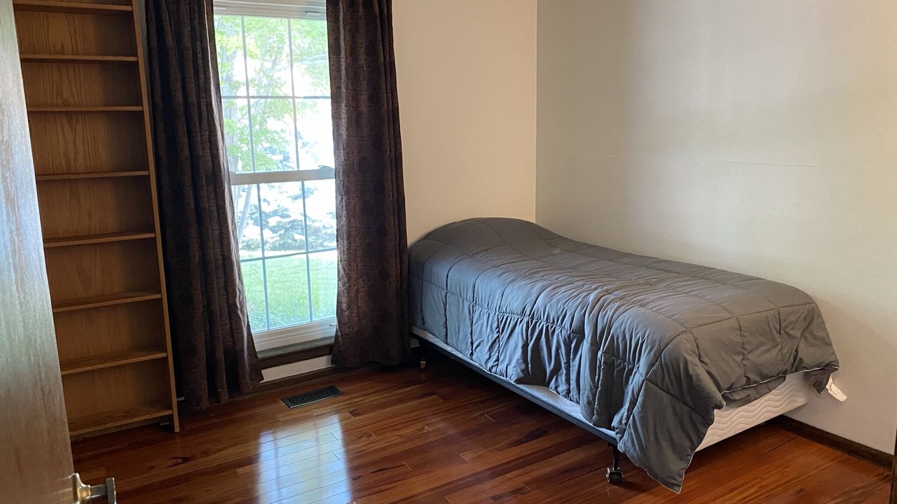 Photo of Bedroom in Ken Caryl