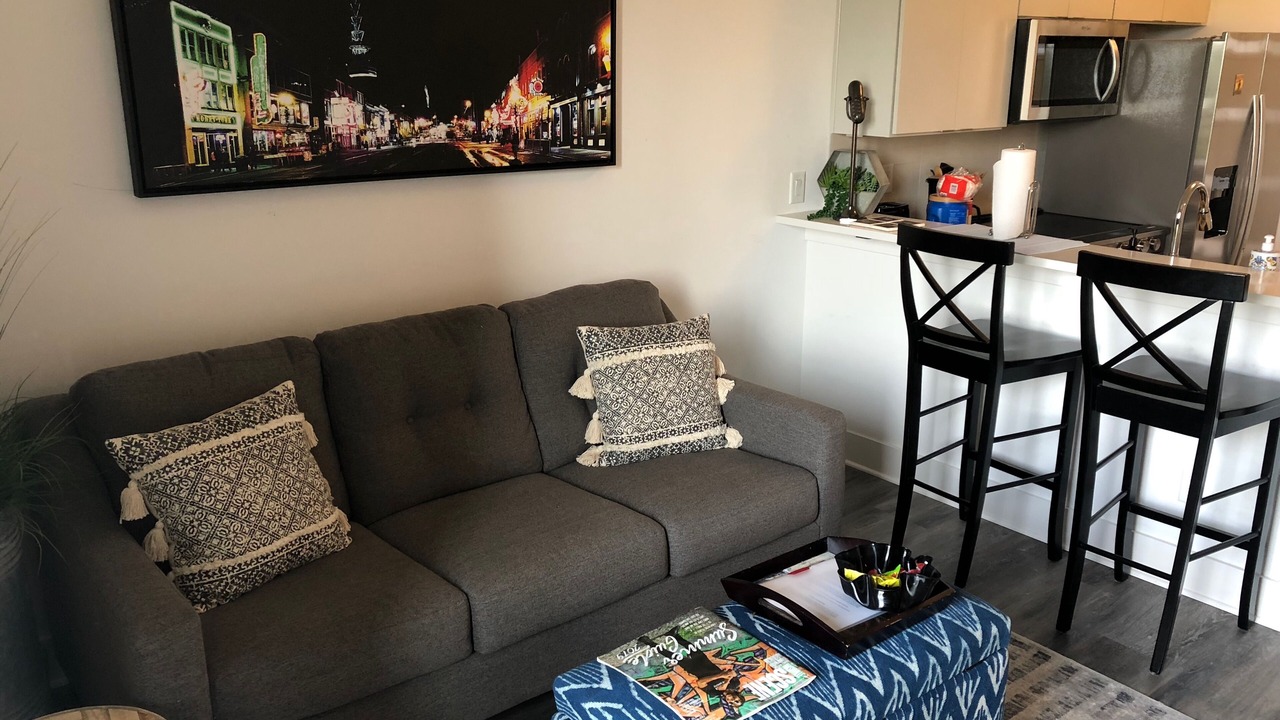 Photo of Livingroom in Hadley - Washington