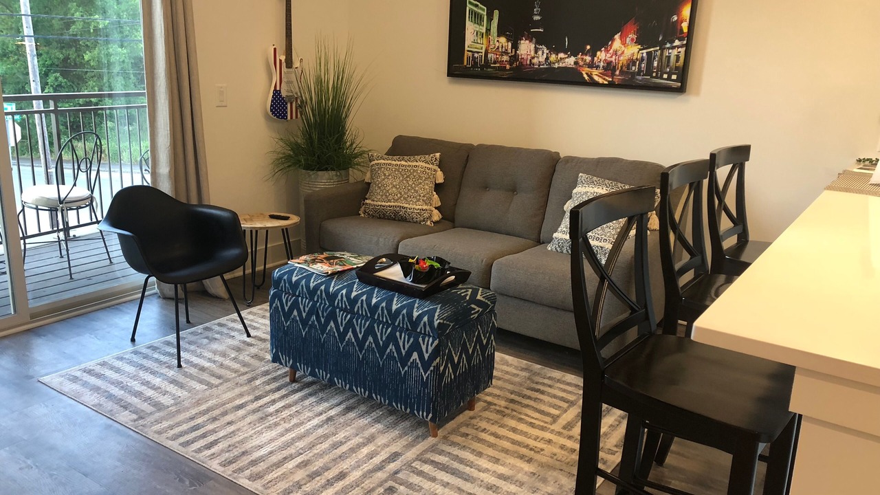 Photo of Livingroom in Hadley - Washington