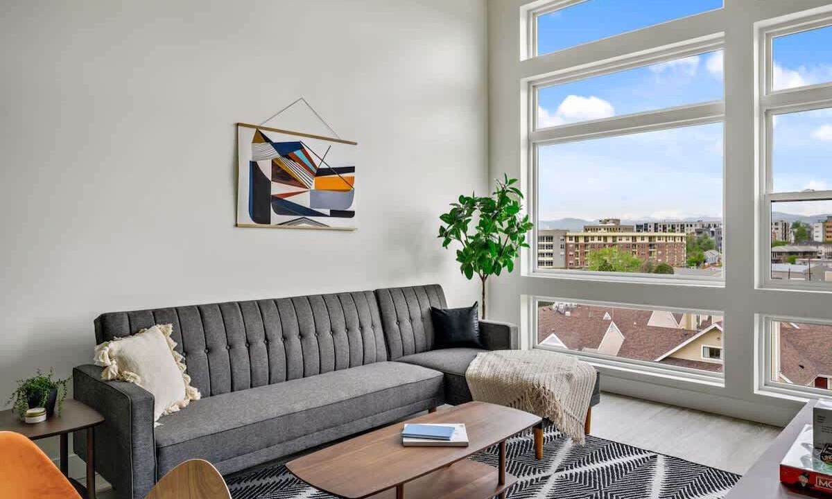 Photo of Livingroom in Highland